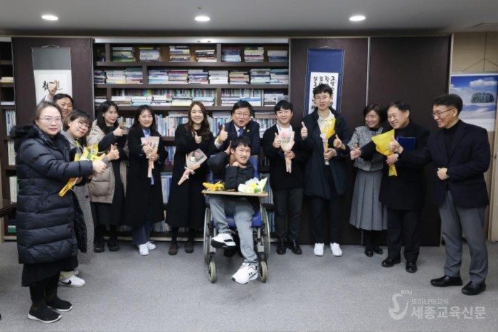 세종시교육청, 2024년 홍보 유공 표창 수여식 개최 사진1.jpg