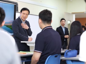 "대한민국 발전을 위해서는 다름과 어울림을 서로 배워야." 임태희 교육감, 안산 다문화 교육 현장 방문해 정책 방향 모색