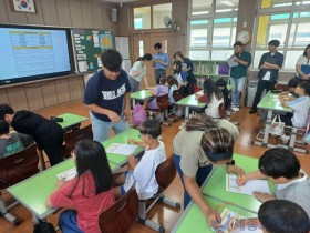 충남교육청, 혁신학교 평가를 '학교 공개의 날'로 전환… "일방적 평가에서 상호 성장으로"
