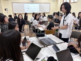 충남교육청, 지능형 영어교실 활용 영어수업 컨설팅 성료… AI·디지털 교과서 기반 미래형 영어교육 확산