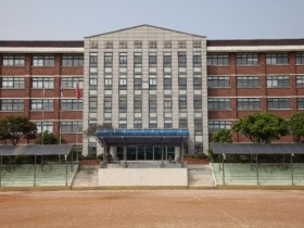 교원 장기재직휴가 '유명무실'…제도 몰라서 못쓰는 교사 태반