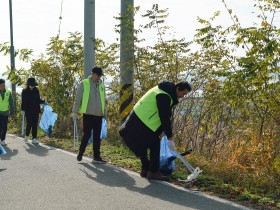 “환경을 가꾸며 마음을 나누다” 세종 봉암리, 민·관·교육 함께한 환경정화 활동